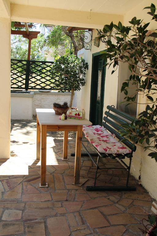 Villa Chios Stone House Vrontádos Exterior foto